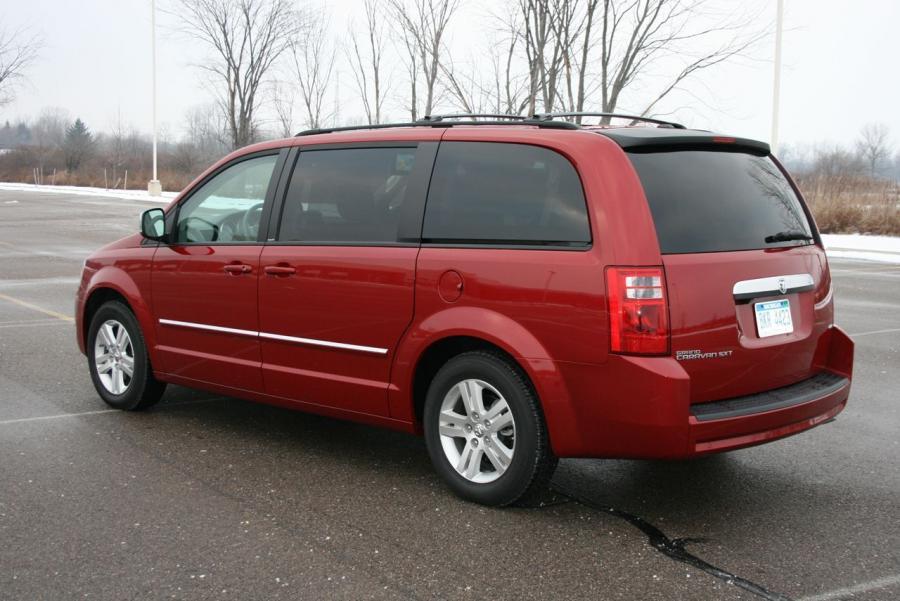  Dodge Grand Caravan SXT 2008 года  (фото 7 из 67)